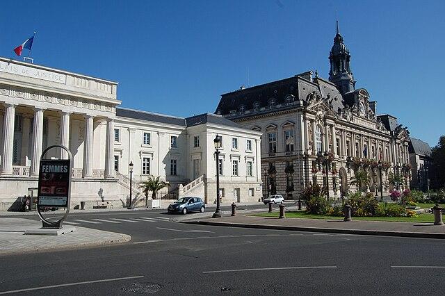 Tours - Immobilier - CENTURY 21 Centre Habitat - Palais_de_justice_et_hotel_de_ville