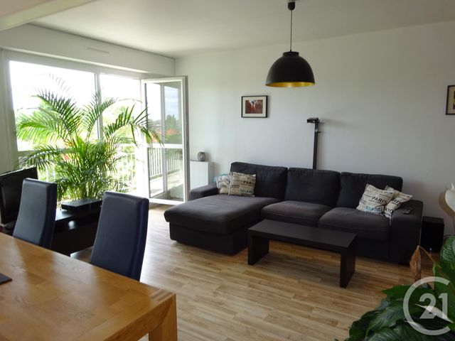 Afficher la photo en grand Appartement F3 à louer - 3 pièces - 79.75 m2 - TOURS - 37 - CENTRE - Century 21 Centre Habitat
