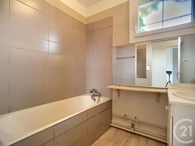 maison à vendre - 4 pièces - 113.08 m2 - ST AVERTIN - 37 - CENTRE - Century 21 Centre Habitat maison à vendre - 4 pièces - 113.08 m2 - ST AVERTIN - 37 - CENTRE - Century 21 Centre Habitat
