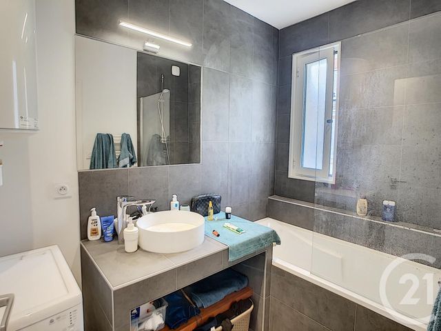 Appartement F2 à louer - 2 pièces - 51.81 m2 - TOURS - 37 - CENTRE - Century 21 Centre Habitat Appartement F2 à louer - 2 pièces - 51.81 m2 - TOURS - 37 - CENTRE - Century 21 Centre Habitat