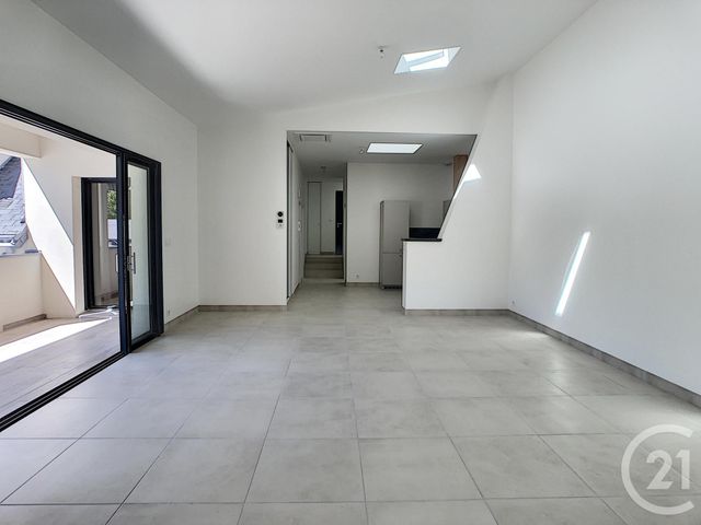 Appartement F3 à louer - 3 pièces - 99.47 m2 - ROCHECORBON - 37 - CENTRE - Century 21 Centre Habitat Appartement F3 à louer - 3 pièces - 99.47 m2 - ROCHECORBON - 37 - CENTRE - Century 21 Centre Habitat