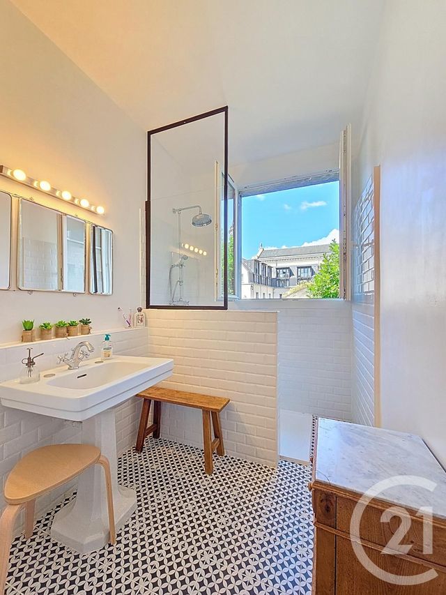 Afficher la photo en grand Appartement T3 à vendre - 3 pièces - 87.49 m2 - TOURS - 37 - CENTRE - Century 21 Centre Habitat