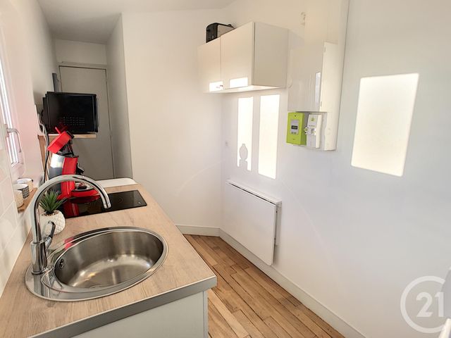 Appartement F1 à louer - 1 pièce - 10.25 m2 - TOURS - 37 - CENTRE - Century 21 Centre Habitat