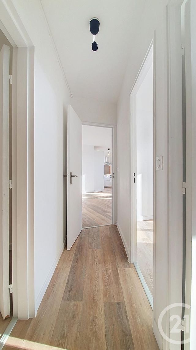 Appartement à vendre - 3 pièces - 66.0 m2 - LA RICHE - 37 - CENTRE - Century 21 Centre Habitat