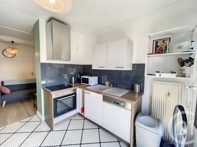 Appartement Chambre à louer - 6 pièces - 10.3 m2 - TOURS - 37 - CENTRE - Century 21 Centre Habitat