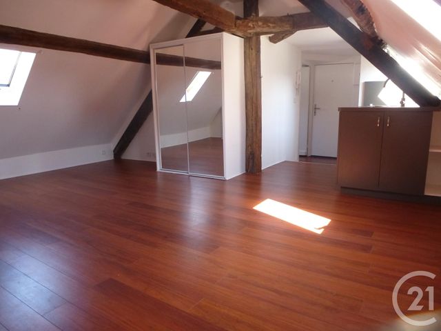 Appartement F1 à louer TOURS