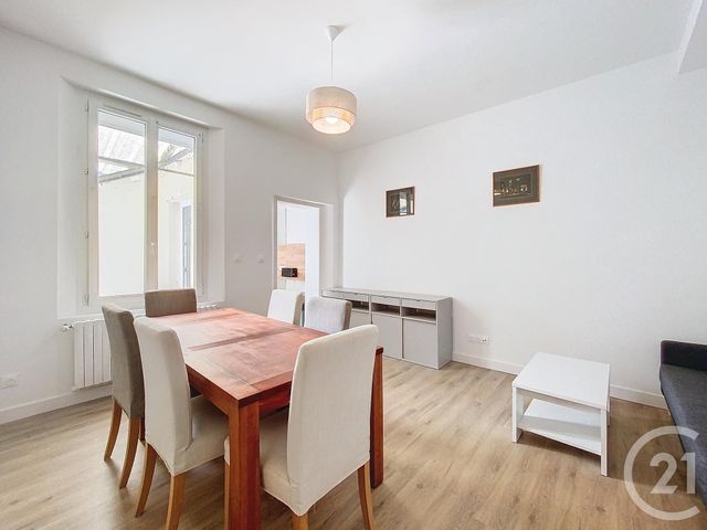 Appartement Chambre à louer - 7 pièces - 10.38 m2 - TOURS - 37 - CENTRE - Century 21 Centre Habitat
